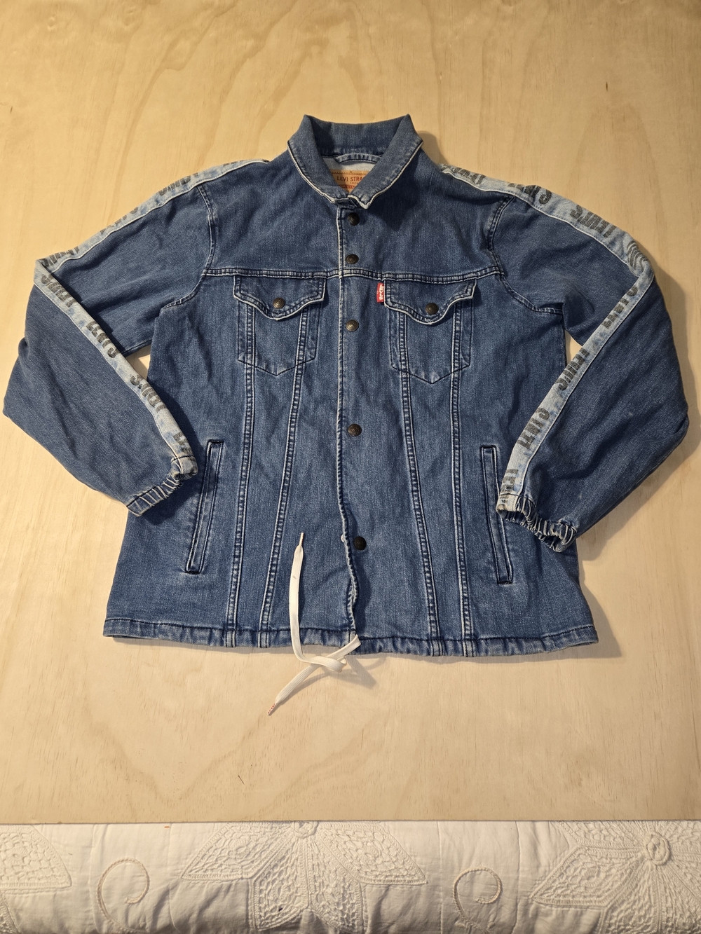 Levi's Men's Blue Denim Trucker Jacket Size M ... Big E - Picture 1 of 10